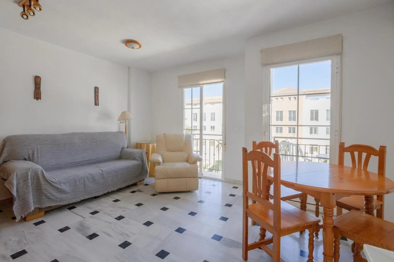 Victoria Cinema Apartment La Herradura